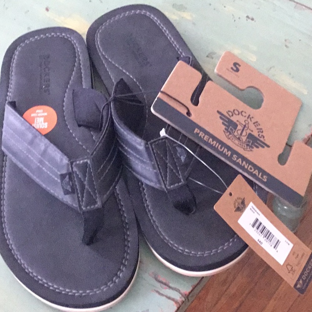 Men’s Dockers Sandals - NWT
